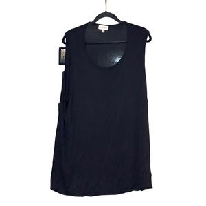 soft sleeveless tee
